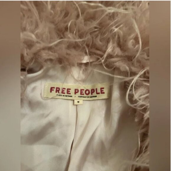 Free People Moonlight Faux Fur Jacket Soft Dusty Pink with pockets size M - Picture 6 of 9
